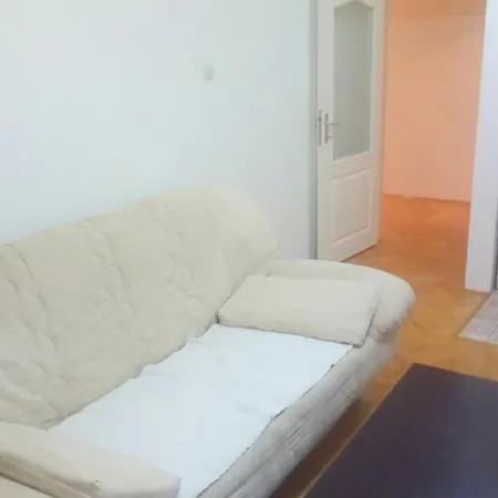 Apartman Sunce * بييلينا